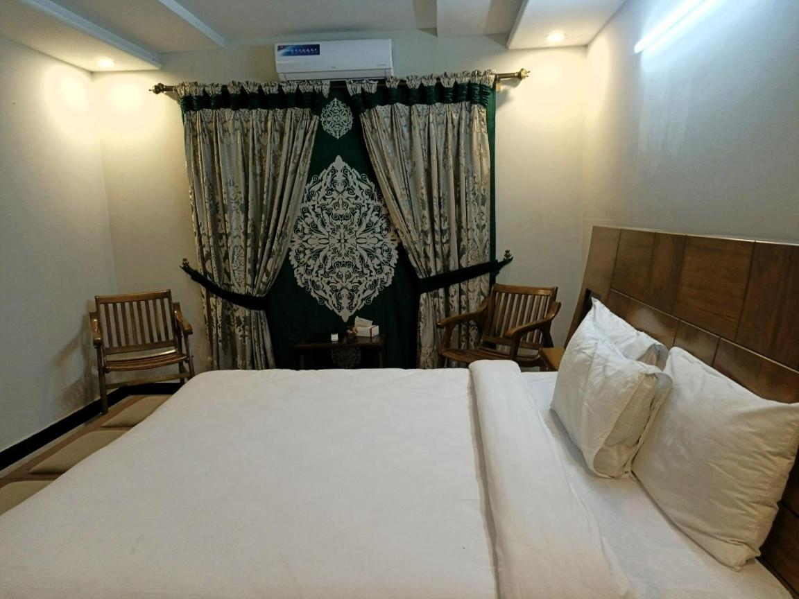 Bed & Breakfast Islamabad Otel Dış mekan fotoğraf