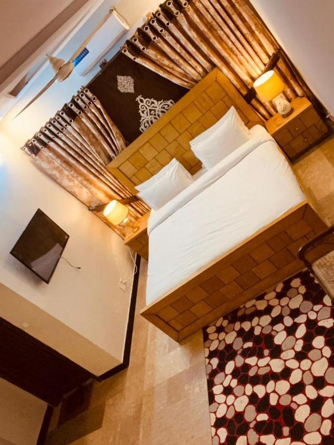 Bed & Breakfast Islamabad Otel Dış mekan fotoğraf