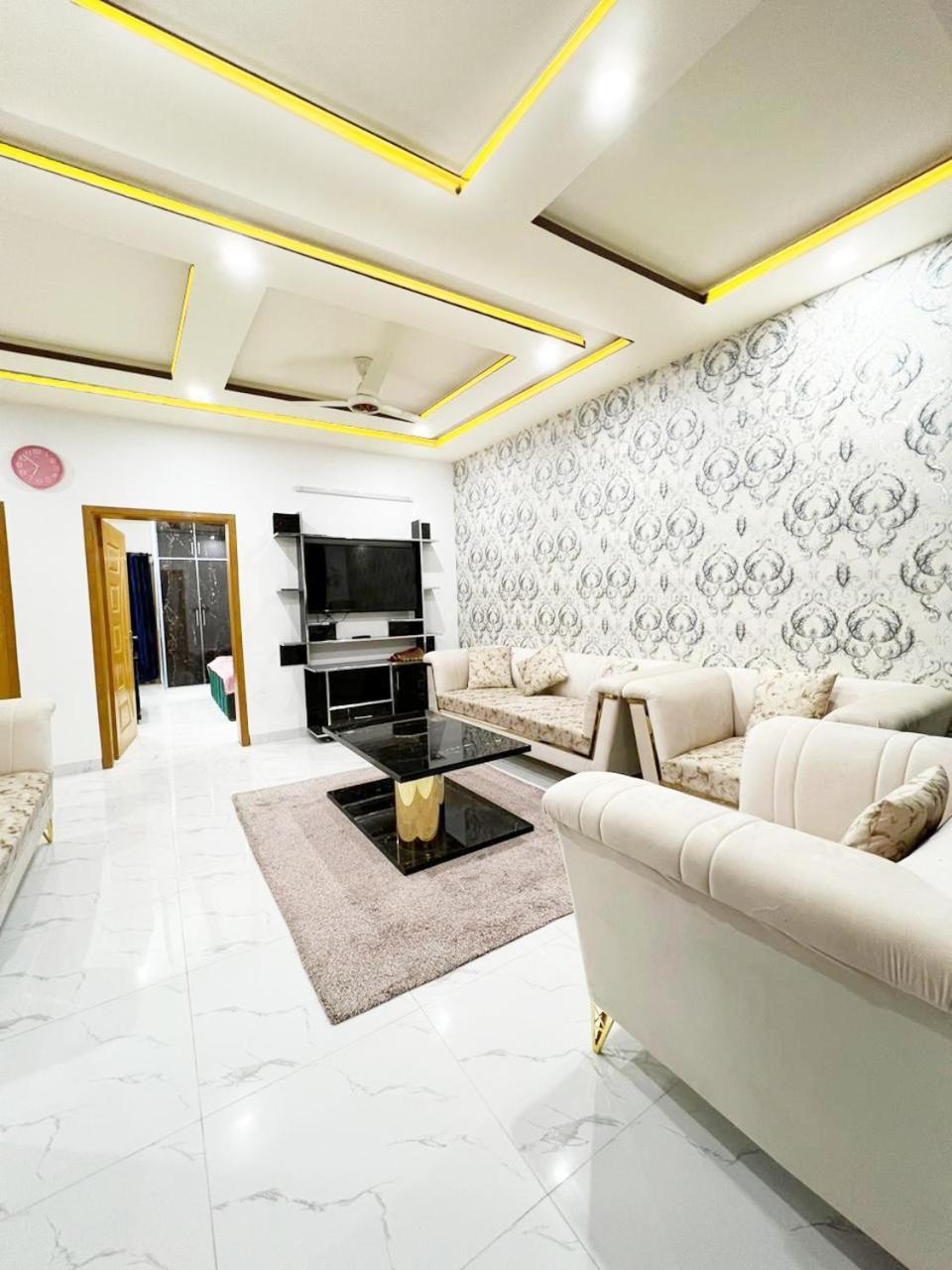Bed & Breakfast Islamabad Otel Dış mekan fotoğraf